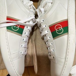 Gucci Women's Ace Interlocking G Leather Low Top Sneakers White US 7 EU 37 New
